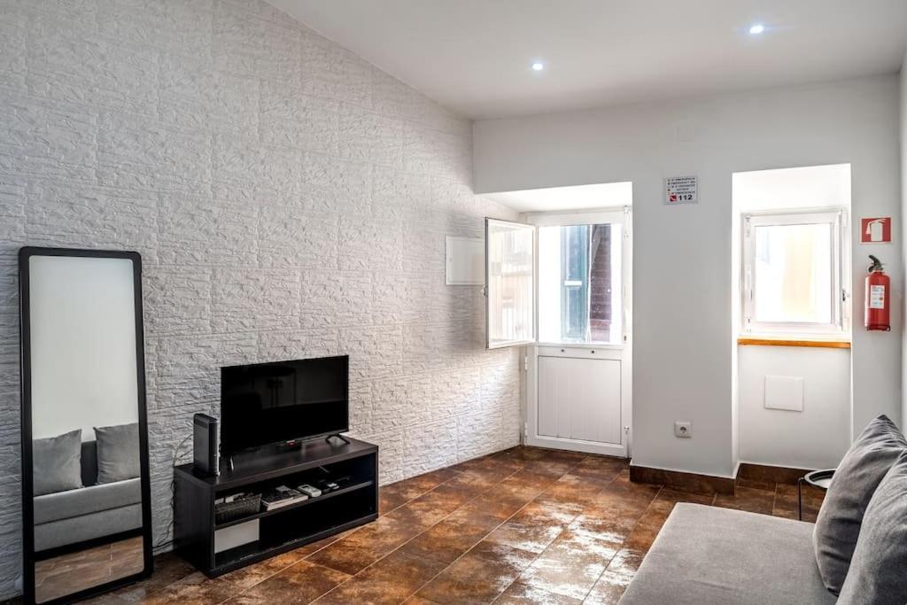 Cozy Ground Floor With Ac And Loft Bedroom Appartement
